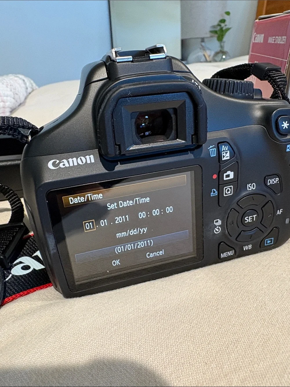 NWT Canon EOS Rebel DSLR Camera Kit with Black Carrying Case and 2 Lens